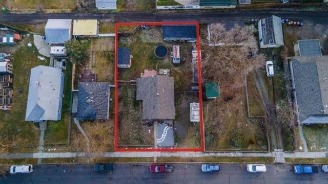 1030 E Sanson Ave, Spokane, WA 99207