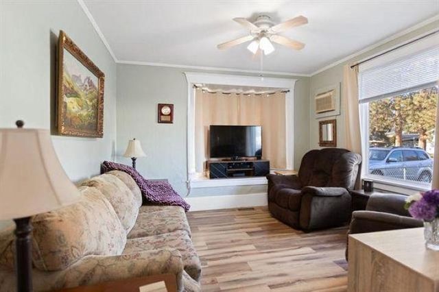 1030 E Sanson Ave, Spokane, WA 99207