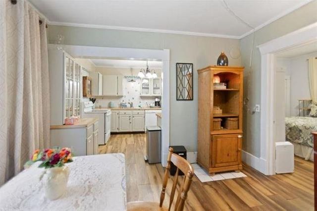 1030 E Sanson Ave, Spokane, WA 99207