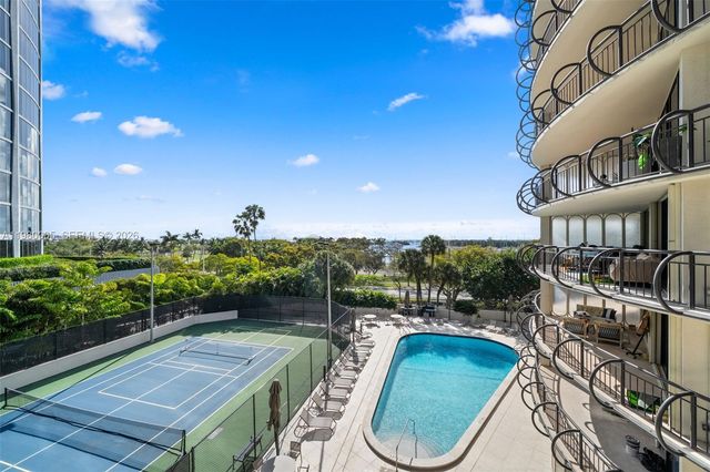 2843 S Bayshore Drive 5F, Miami, FL 33133