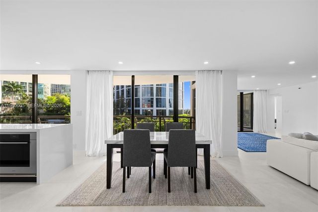 2843 S Bayshore Drive 5F, Miami, FL 33133