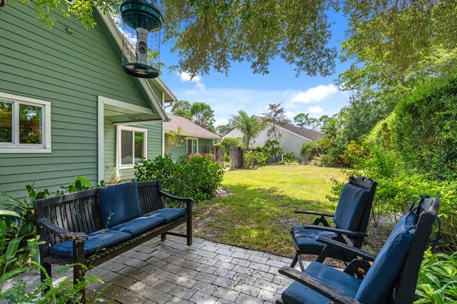 433 Goldenwood Way, Wellington, FL 33414