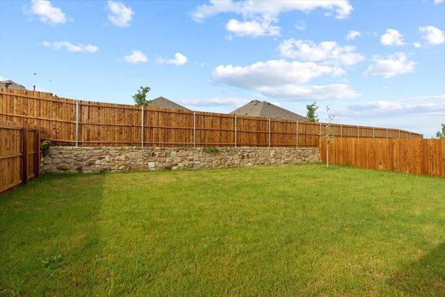 10912 Gold Pan Trail, Aubrey, TX 76227