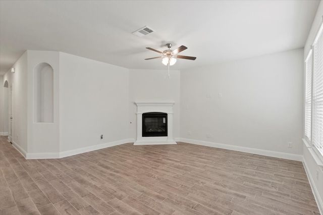 10912 Gold Pan Trail, Aubrey, TX 76227