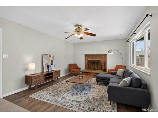 901 Racine St, Aurora, CO 80011