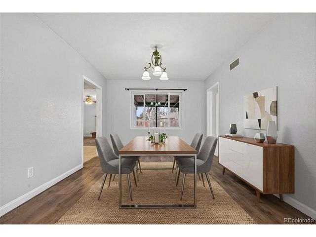 901 Racine St, Aurora, CO 80011