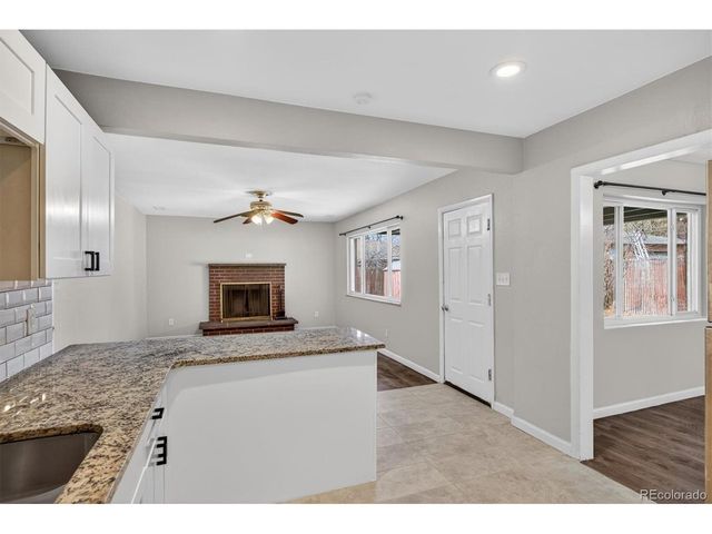 901 Racine St, Aurora, CO 80011