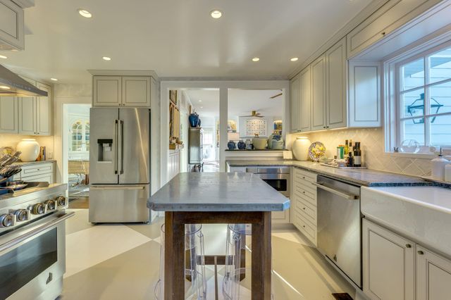 2428 Jarratt Ave, Austin, TX 78703