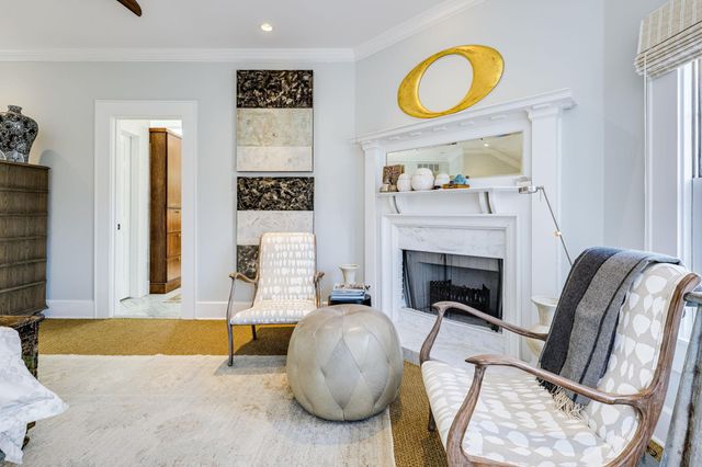 2428 Jarratt Ave, Austin, TX 78703