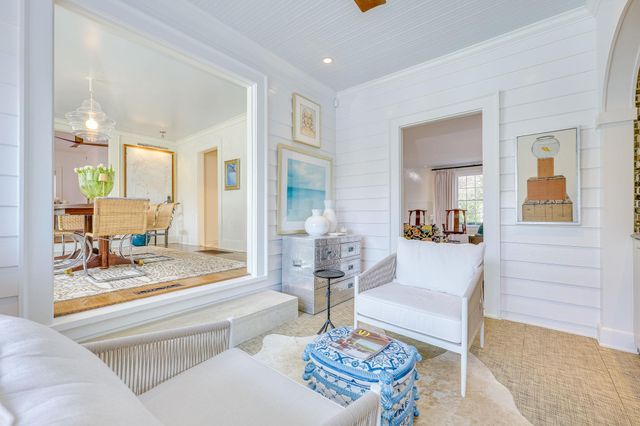 2428 Jarratt Ave, Austin, TX 78703