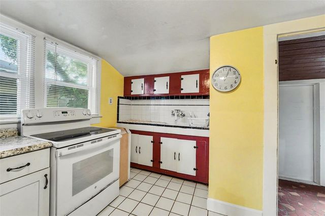 4109 N SUWANEE AVENUE, Tampa, FL 33603