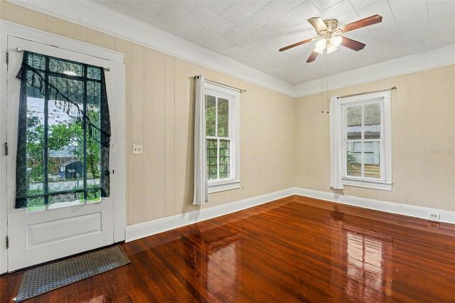 4109 N SUWANEE AVENUE, Tampa, FL 33603