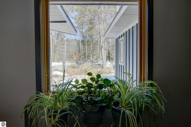 2706 E Cedar Valley Road, Traverse City, MI 49684