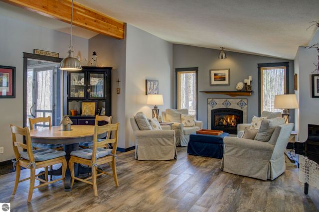 2706 E Cedar Valley Road, Traverse City, MI 49684