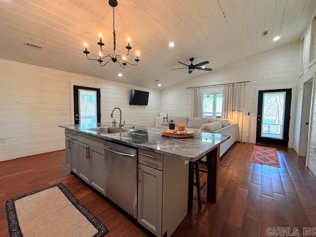 108 Upper Yorktown Drive, Locust Grove, AR 72550