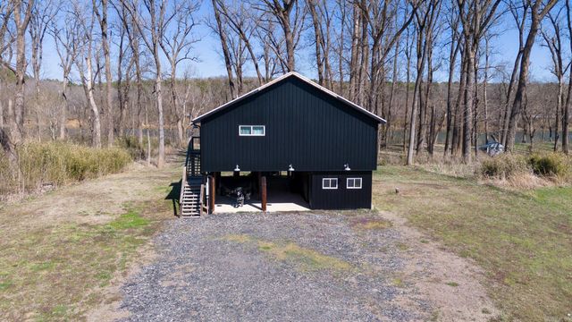 108 Upper Yorktown Drive, Locust Grove, AR 72550
