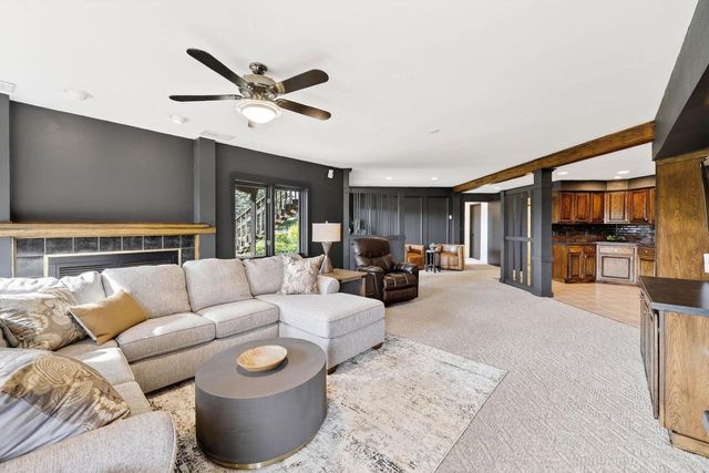 7672 Leta Way, Verona, WI 53593