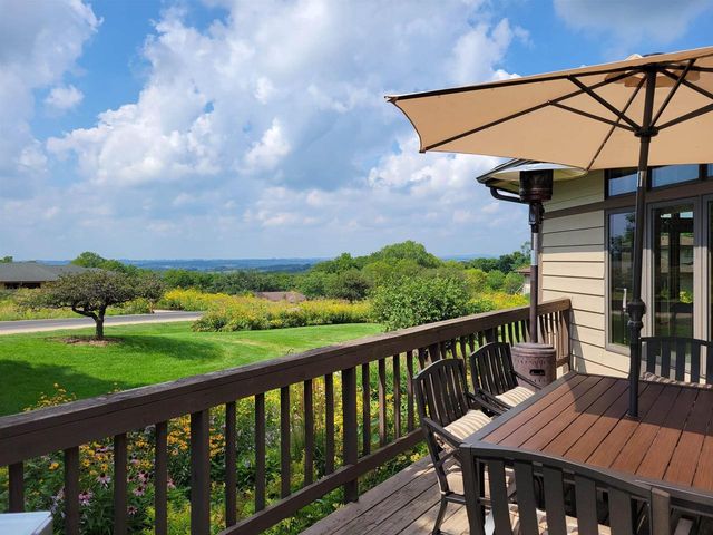 7672 Leta Way, Verona, WI 53593