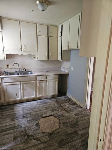 812 Arlington Street, High Point, NC 27260