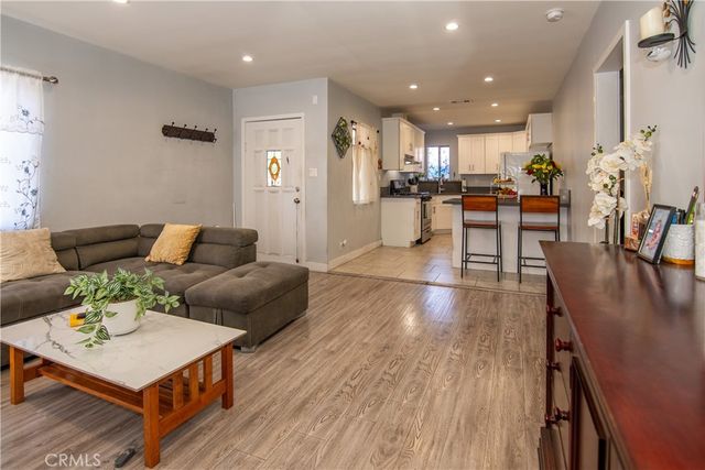 10359 Telfair, Pacoima, CA 91331
