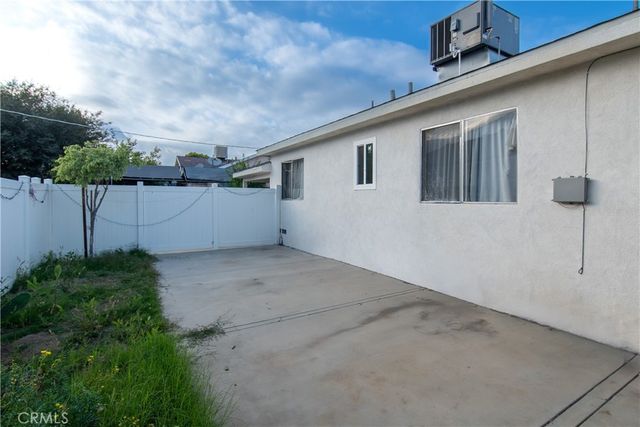 10359 Telfair, Pacoima, CA 91331
