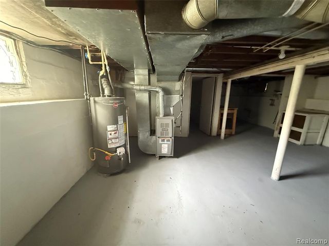 2434 Thornton Avenue, Flint, MI 48504