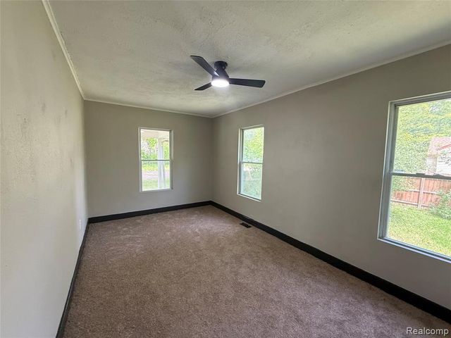 2434 Thornton Avenue, Flint, MI 48504