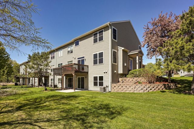 8960 Comstock Lane N, Maple Grove, MN 55311