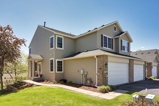 8960 Comstock Lane N, Maple Grove, MN 55311