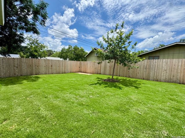 4110 HUNTERS GLN, San Antonio, TX 78218