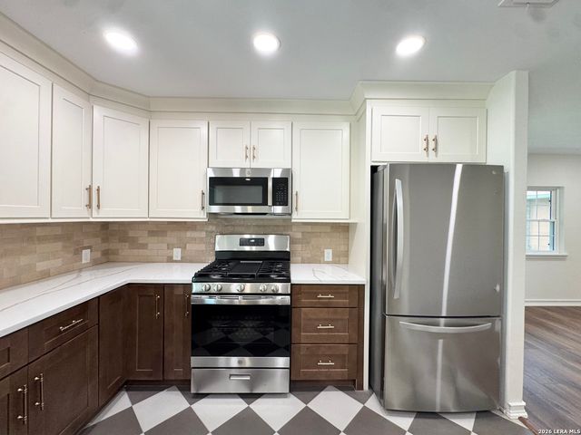 4110 HUNTERS GLN, San Antonio, TX 78218