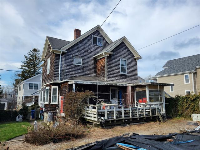12 County Street, Newport, RI 02840
