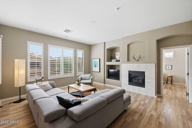 16600 N THOMPSON PEAK Parkway 2085, Scottsdale, AZ 85260