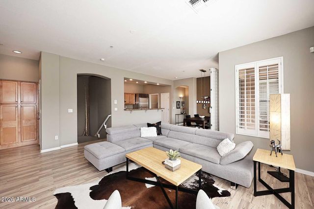 16600 N THOMPSON PEAK Parkway 2085, Scottsdale, AZ 85260