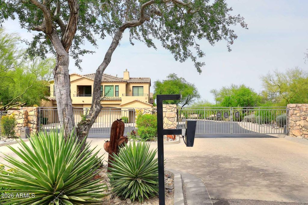 Image 22 of property listing at 16600 N THOMPSON PEAK Parkway 2085, Scottsdale, AZ 85260