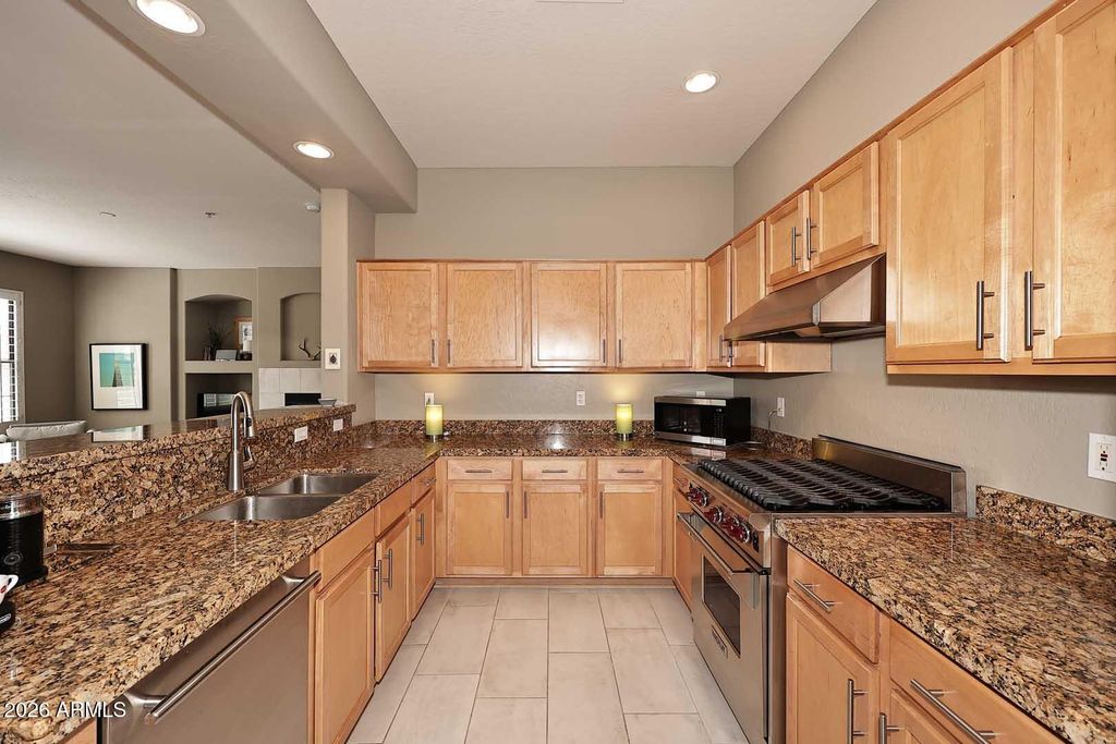 Image 3 of property listing at 16600 N THOMPSON PEAK Parkway 2085, Scottsdale, AZ 85260