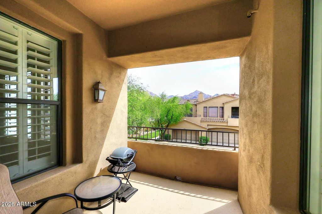 Image 6 of property listing at 16600 N THOMPSON PEAK Parkway 2085, Scottsdale, AZ 85260
