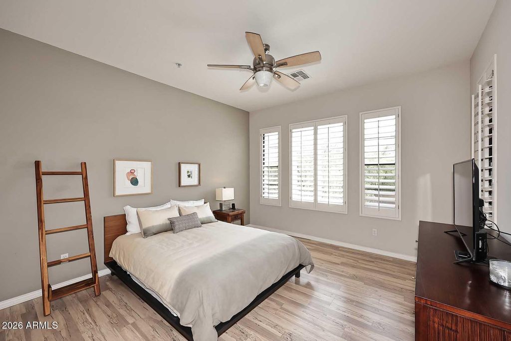 Image 9 of property listing at 16600 N THOMPSON PEAK Parkway 2085, Scottsdale, AZ 85260