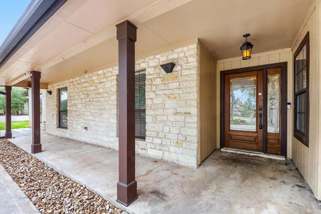 515 Rolling Green DR, Lakeway, TX 78734