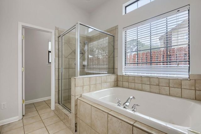515 Rolling Green DR, Lakeway, TX 78734