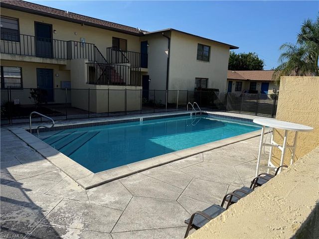 1104 SE 8th ST # 4, Cape Coral, FL 33990