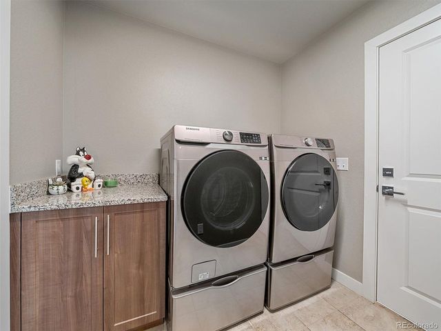 11067 W 72nd Pl, Arvada, CO 80005