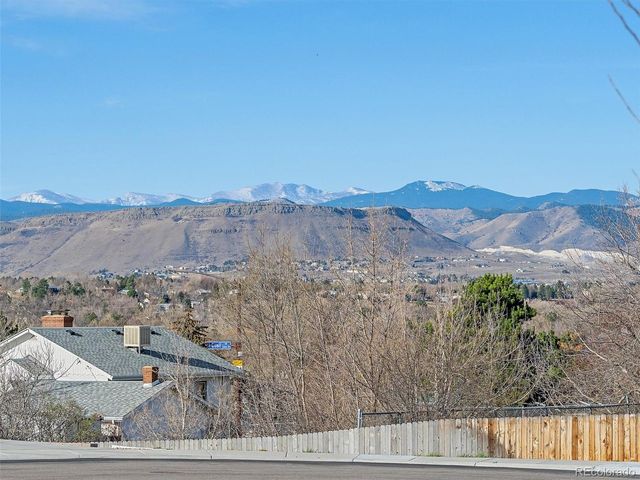 11067 W 72nd Pl, Arvada, CO 80005