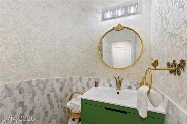 4198 Abernethy Forest Place, Las Vegas, NV 89141