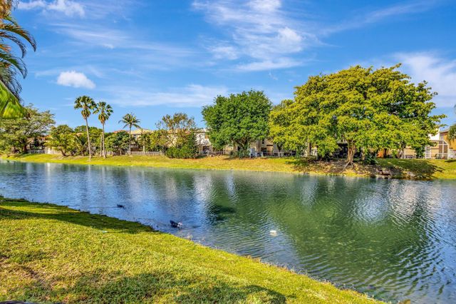 87 Pheasant Run Boulevard, West Palm Beach, FL 33415