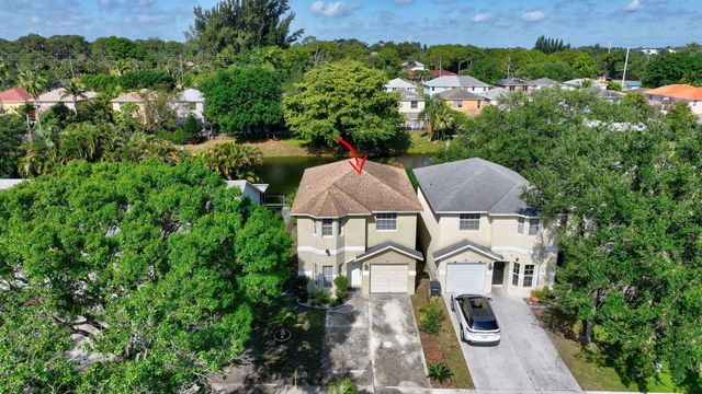 87 Pheasant Run Boulevard, West Palm Beach, FL 33415