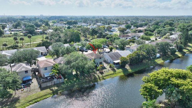 87 Pheasant Run Boulevard, West Palm Beach, FL 33415