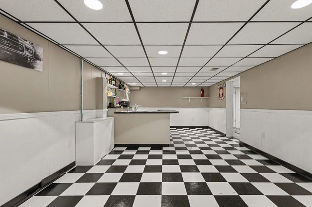 1501 N Dewitt Street, Bay City, MI 48706