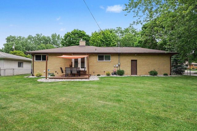 1501 N Dewitt Street, Bay City, MI 48706