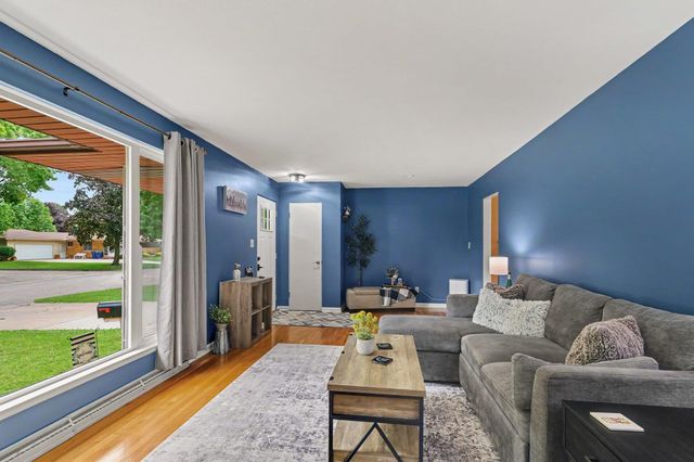 1501 N Dewitt Street, Bay City, MI 48706